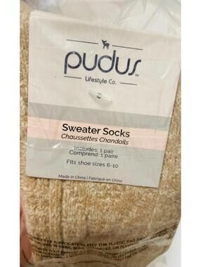 Pudus Lifestyle Co. Cozy Warm Sweater Socks 1 Pair Fits Shoe Sizes 6-10 NWT